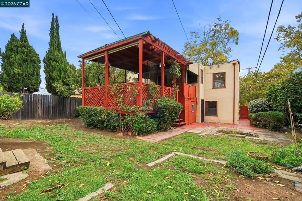 161 Viewmont Ave Vallejo, CA 94590