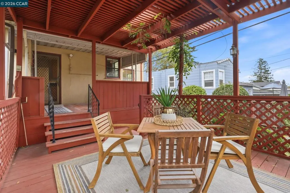 161 Viewmont Ave Vallejo, CA 94590