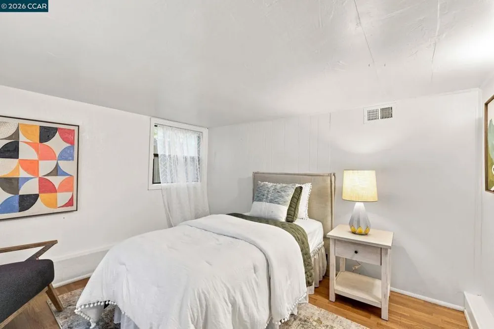 161 Viewmont Ave Vallejo, CA 94590