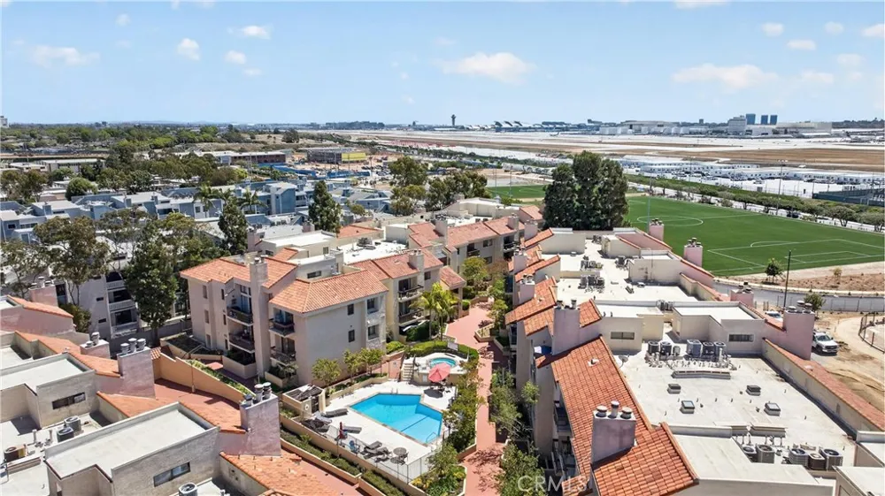 8180 Manitoba Street #136 Playa del Rey, CA 90293