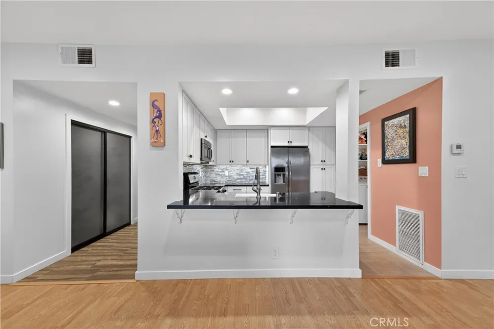 8180 Manitoba Street #136 Playa del Rey, CA 90293