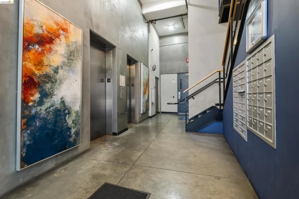 901 Jefferson St. #108 Oakland, CA 94607