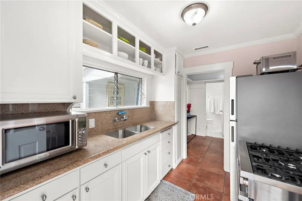 368 Oak Street Laguna Beach, CA 92651