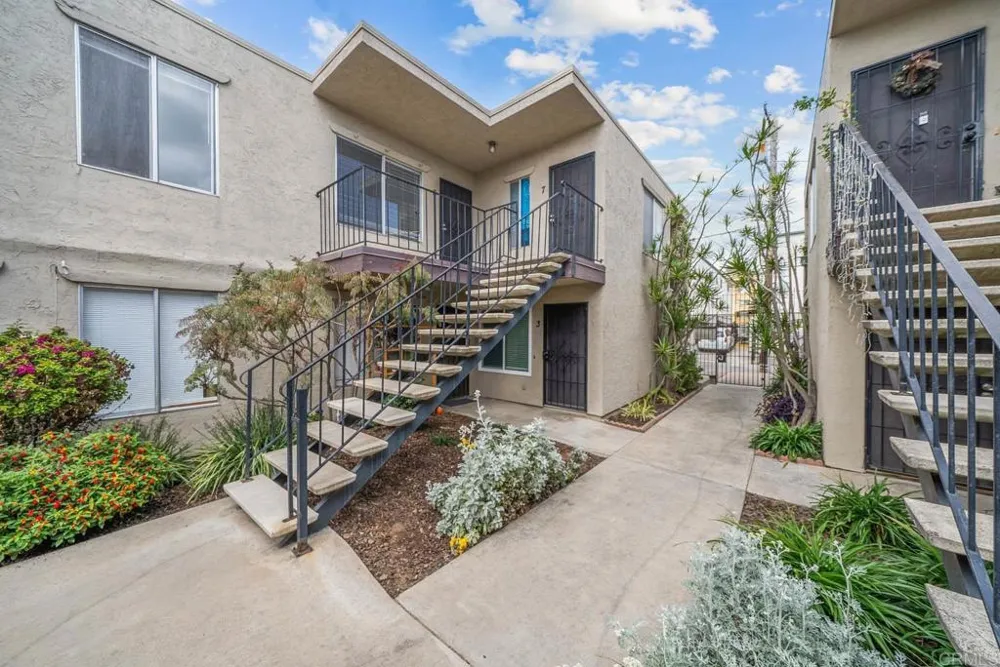 3825 Van Dyke Ave Apt 3 San Diego, CA 92105