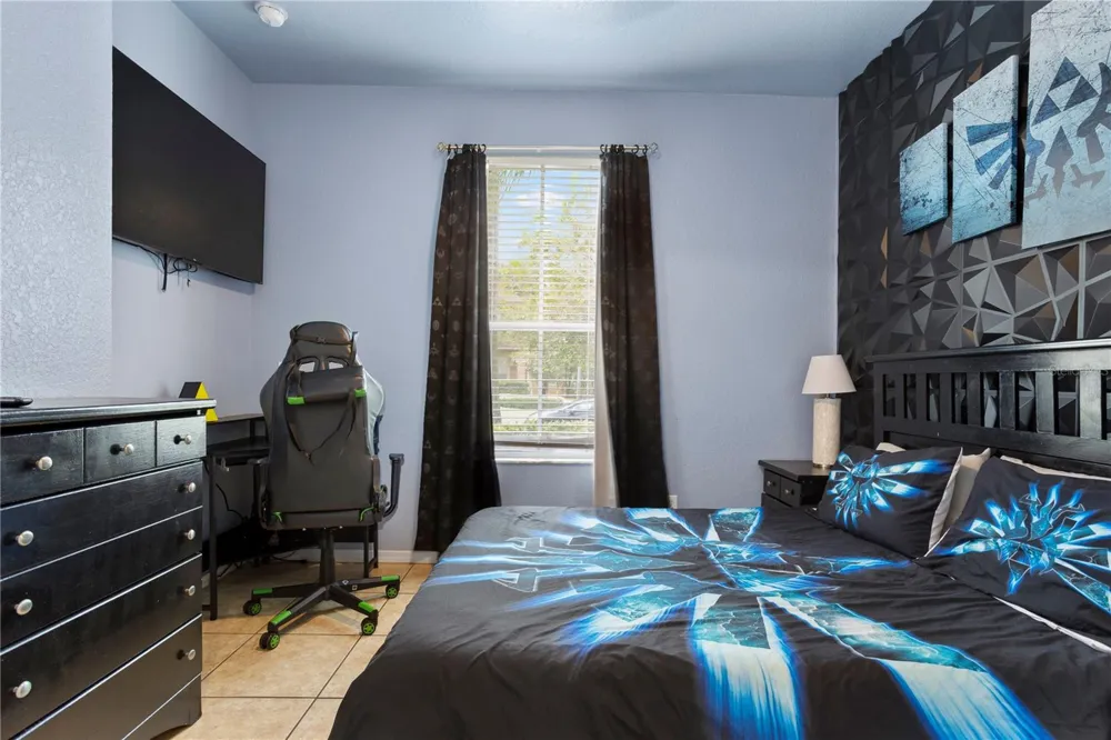 316 CAMBRIA AVENUE Davenport, FL 33897