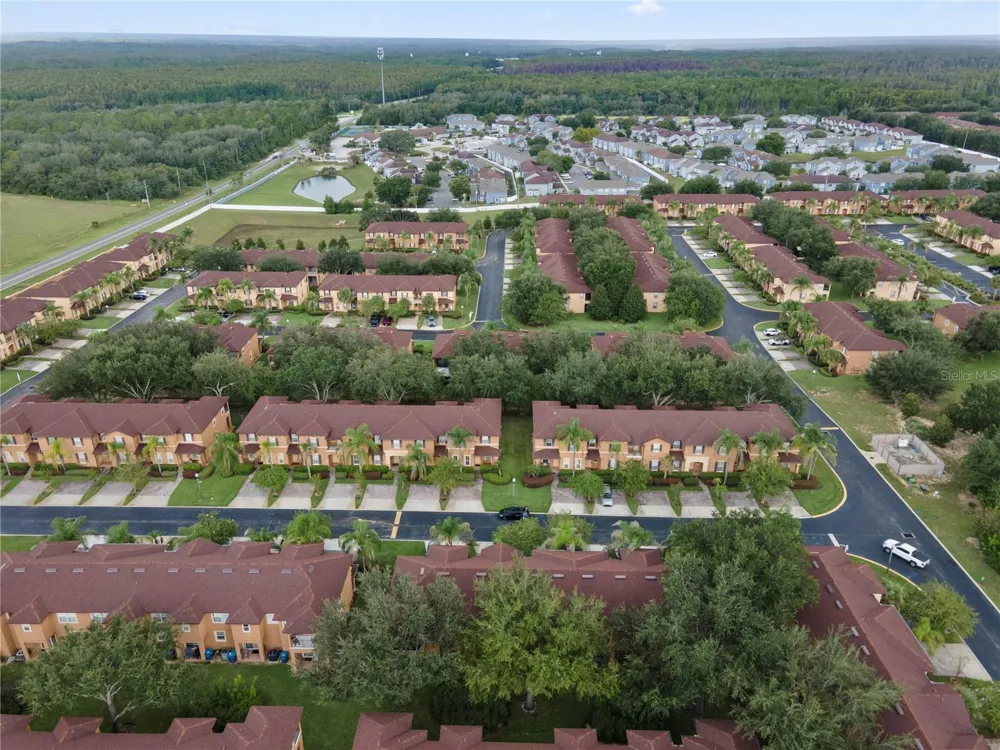 316 CAMBRIA AVENUE Davenport, FL 33897