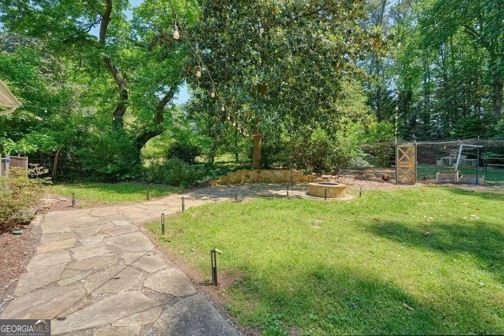 436 Concord RD Smyrna, GA 30082