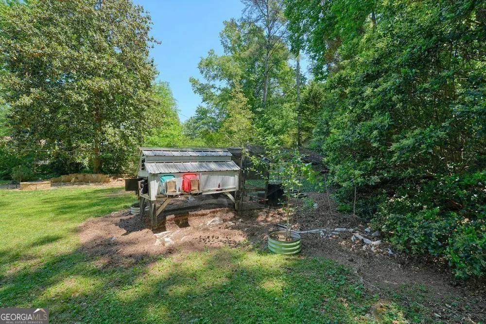 436 Concord RD Smyrna, GA 30082