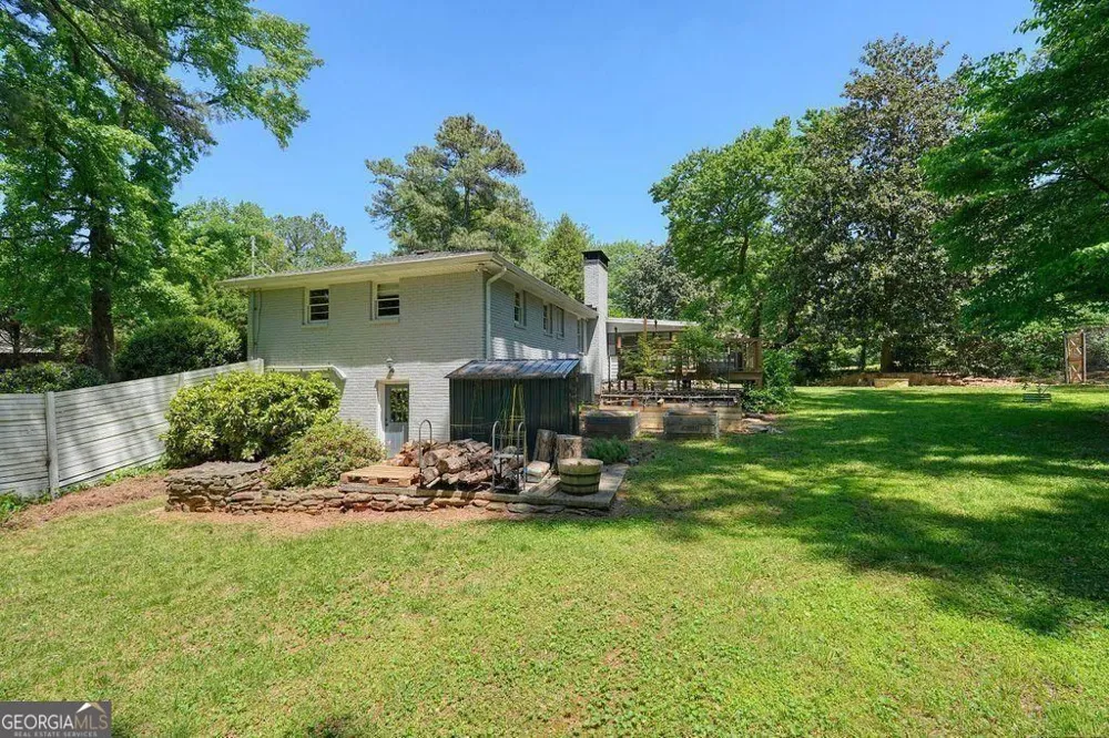 436 Concord RD Smyrna, GA 30082