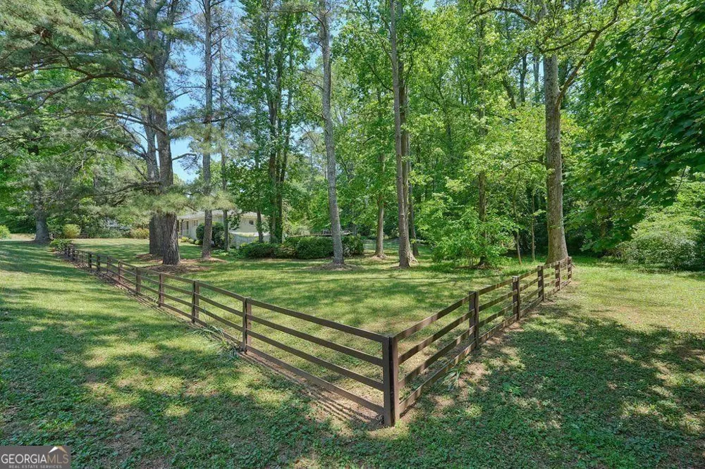 436 Concord RD Smyrna, GA 30082