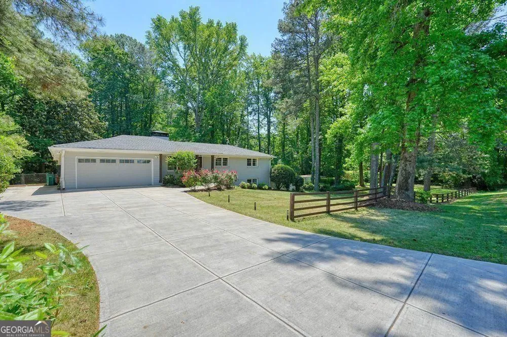 436 Concord RD Smyrna, GA 30082