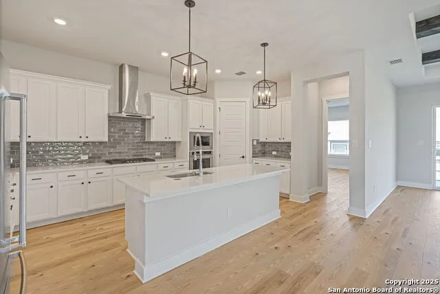 305 Lawrence Drive Castroville, TX 78009