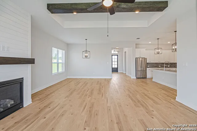 305 Lawrence Drive Castroville, TX 78009
