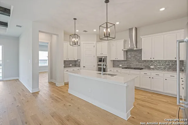 290 Lawrence Drive Castroville, TX 78009