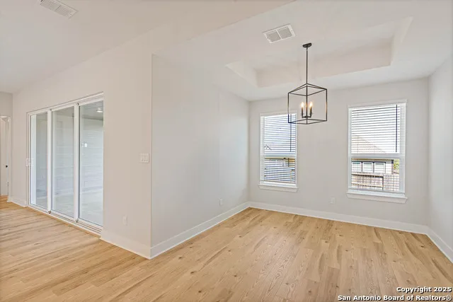 189 Wisteria View Castroville, TX 78009