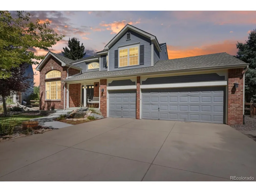 18129 E Caley Circle Aurora, CO 80016
