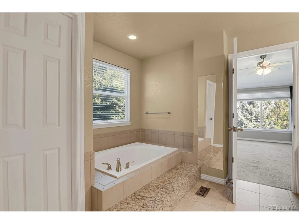 18129 E Caley Circle Aurora, CO 80016