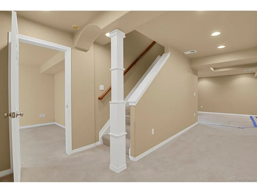 18129 E Caley Circle Aurora, CO 80016