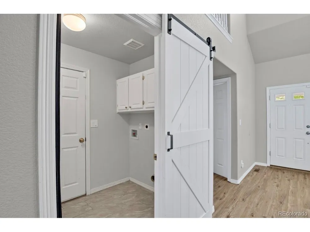 18129 E Caley Circle Aurora, CO 80016