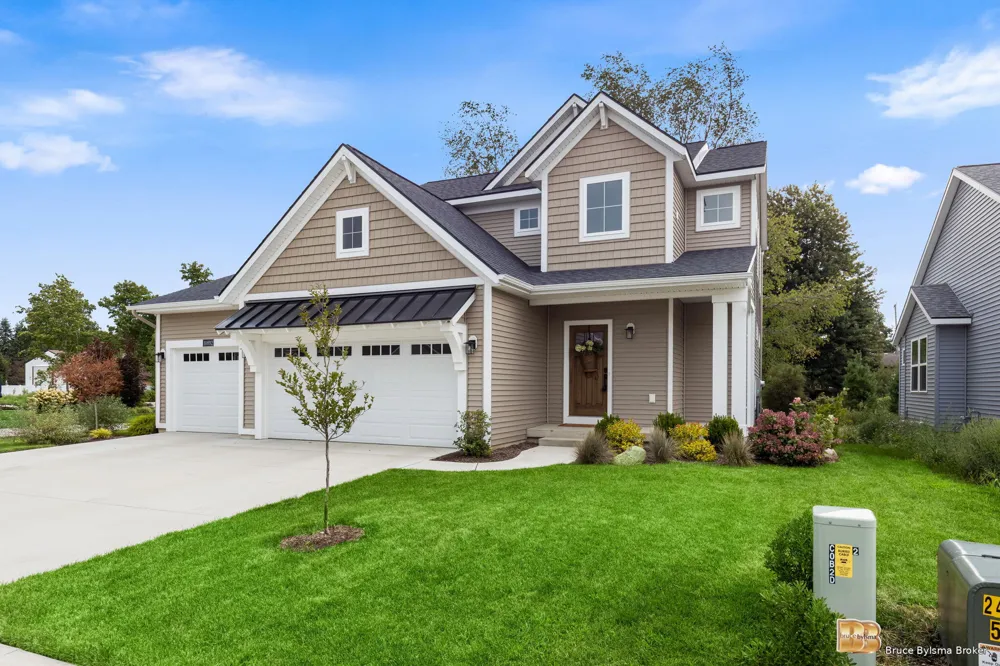 10892 Verdant Drive Allendale, MI 49401