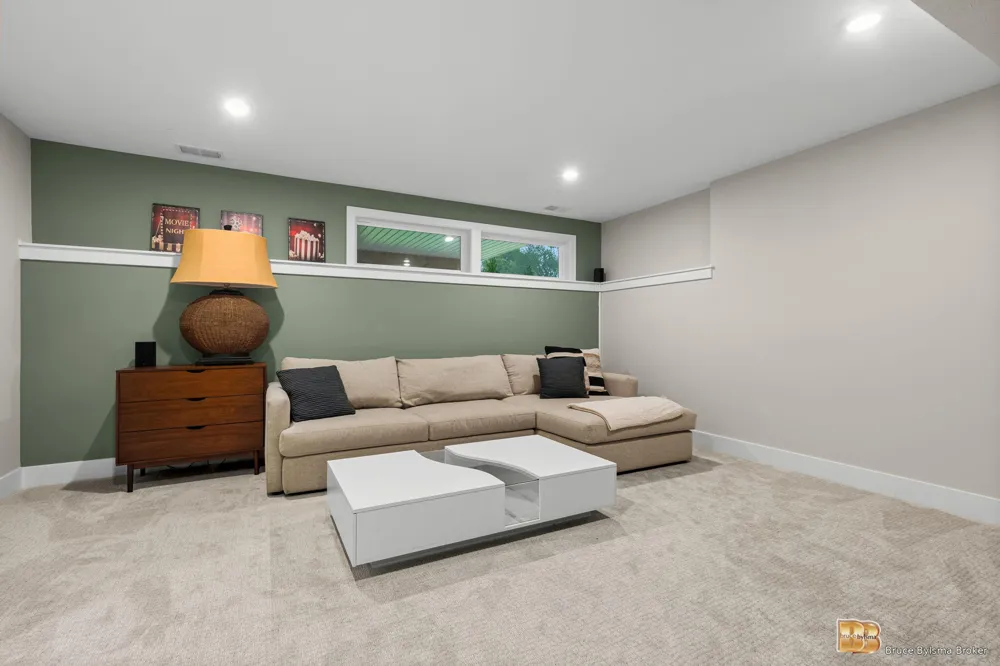 10892 Verdant Drive Allendale, MI 49401