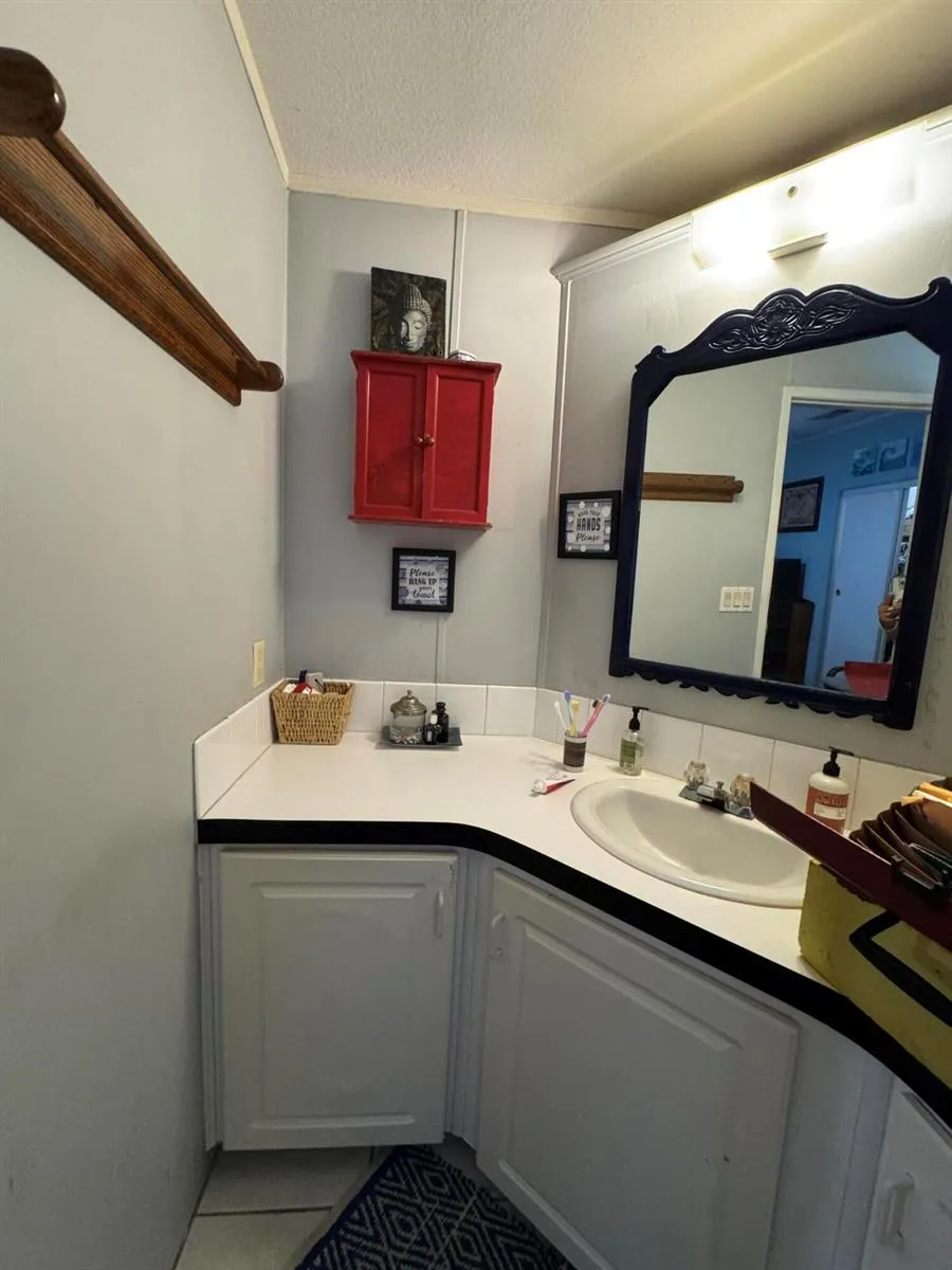 2555 PGA BOULEVARD #305 Palm Beach Gardens, FL 33410