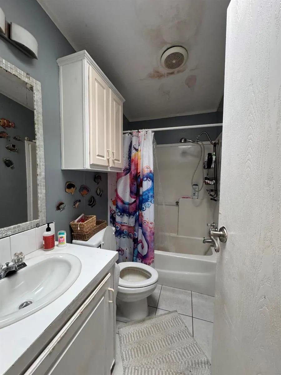 2555 PGA BOULEVARD #305 Palm Beach Gardens, FL 33410