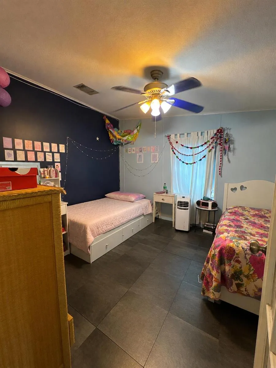 2555 PGA BOULEVARD #305 Palm Beach Gardens, FL 33410