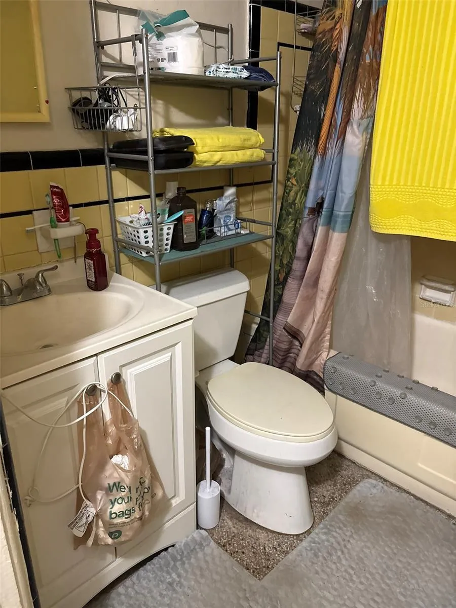 2627 38TH AVENUE St Petersburg, FL 33713