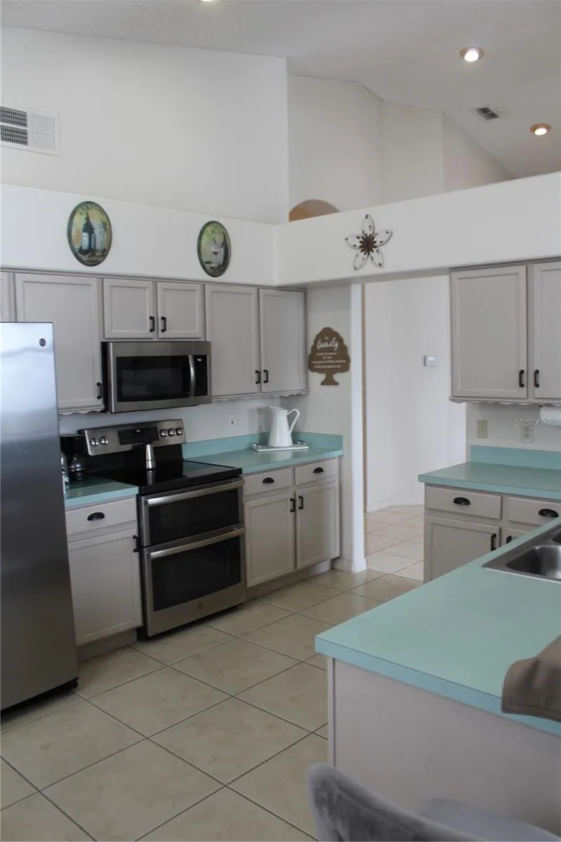 1837 WIMBLEDON STREET Kissimmee, FL 34743
