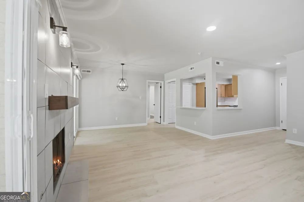 5400 Roswell RD Sandy Springs, GA 30342