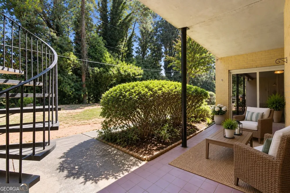 5400 Roswell RD Sandy Springs, GA 30342