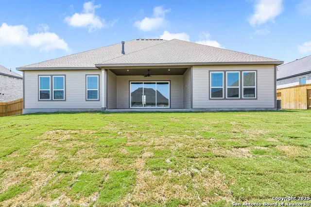 322 Lawrence Drive Castroville, TX 78009