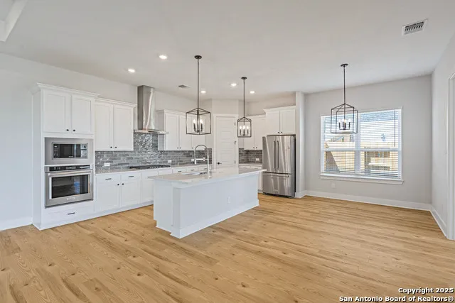 322 Lawrence Drive Castroville, TX 78009