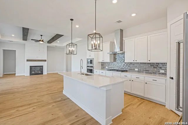 256 Lawrence Drive Castroville, TX 78009