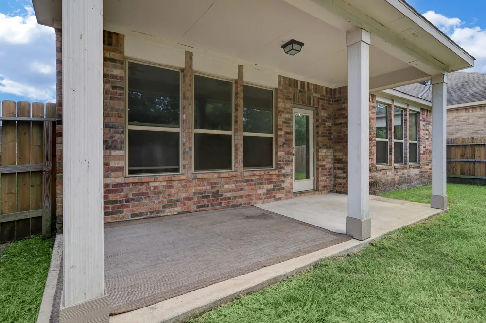 16617 Conner Creek Lane Houston, TX 77044