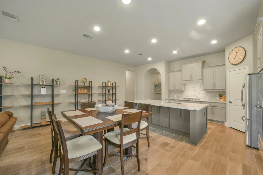 28160 Knight Peak Drive Spring, TX 77386