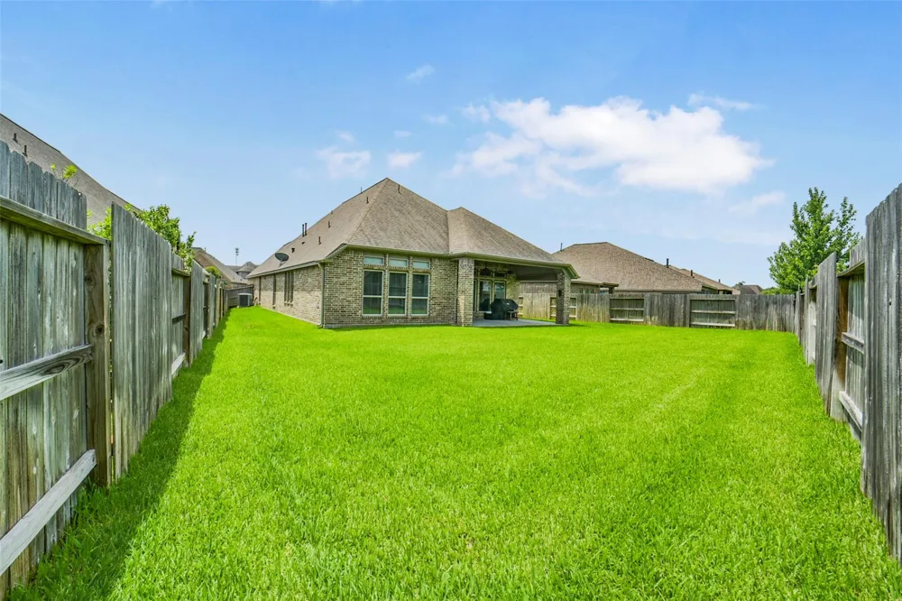 28160 Knight Peak Drive Spring, TX 77386
