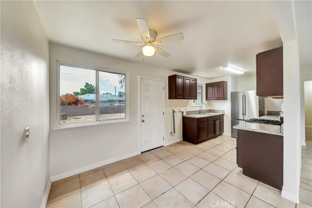 45351 Kingtree Lancaster, CA 93534