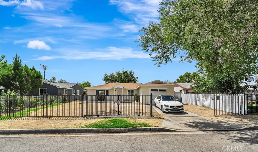 45351 Kingtree Lancaster, CA 93534