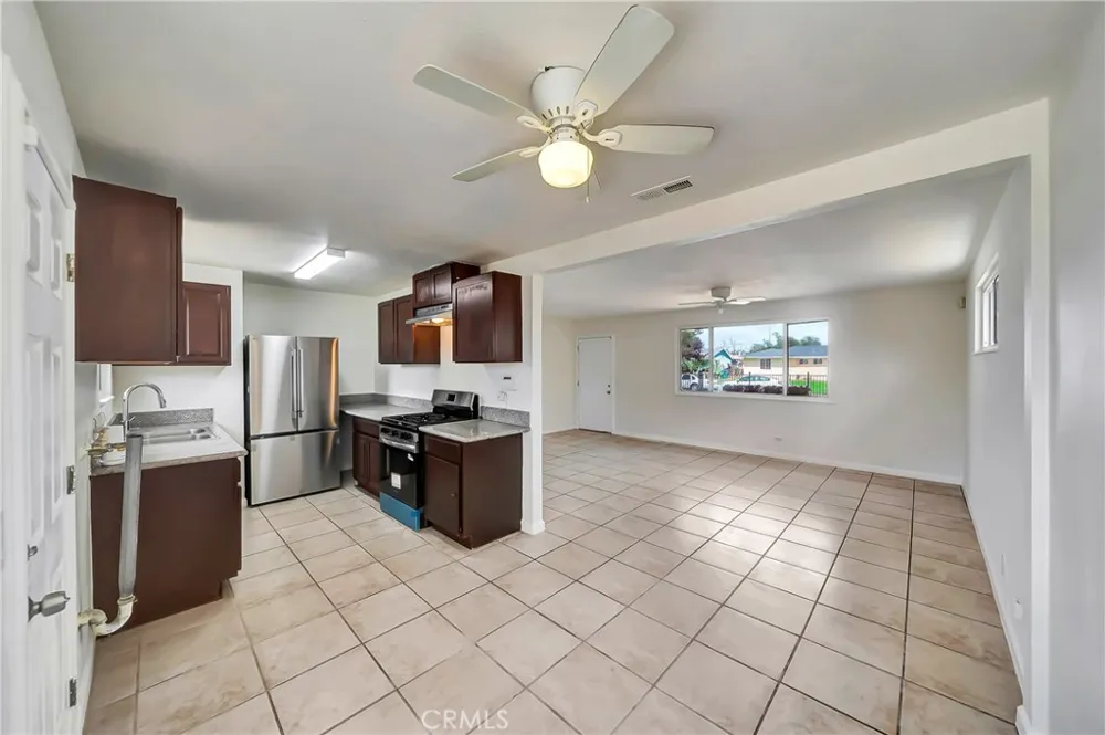 45351 Kingtree Lancaster, CA 93534