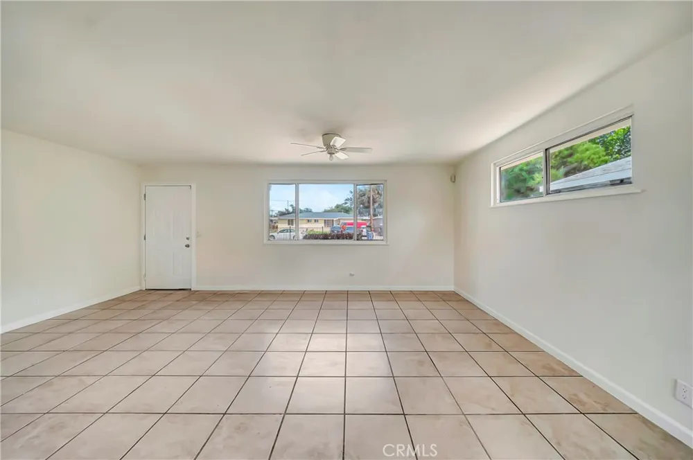45351 Kingtree Lancaster, CA 93534