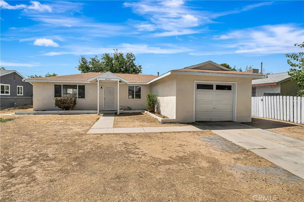 45351 Kingtree Lancaster, CA 93534