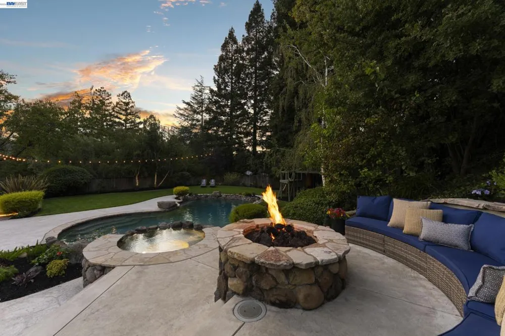 44 Tyrrel Ct Danville, CA 94526