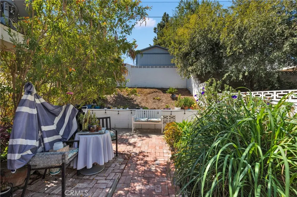 246 E Mission Corona, CA 92879