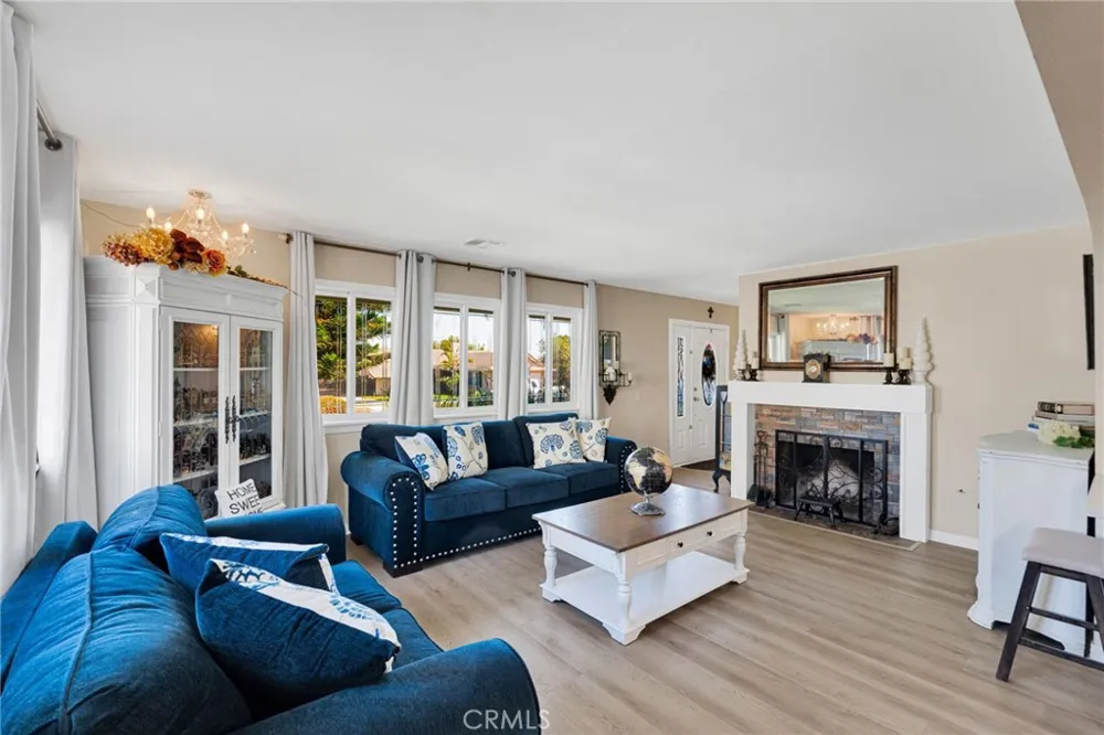 246 E Mission Corona, CA 92879