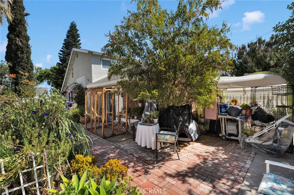 246 E Mission Corona, CA 92879