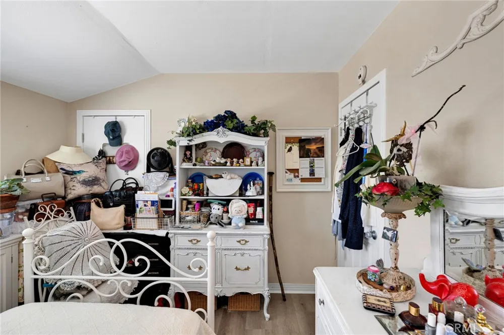 246 E Mission Corona, CA 92879
