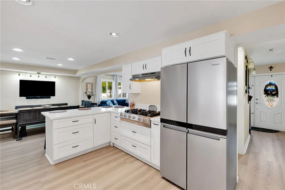 246 E Mission Corona, CA 92879