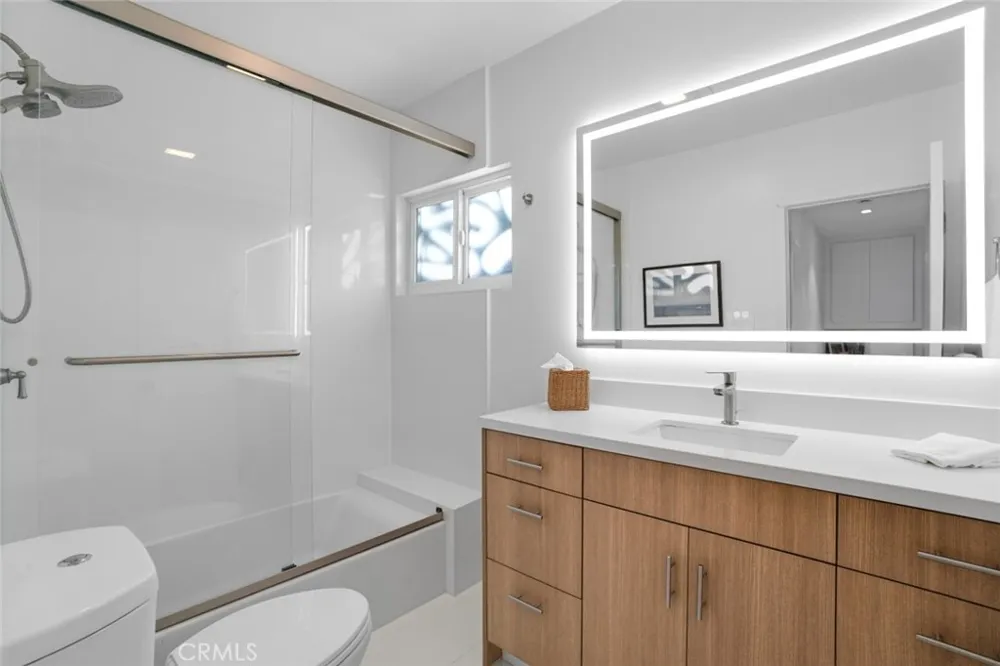 1017 5th Santa Monica, CA 90403